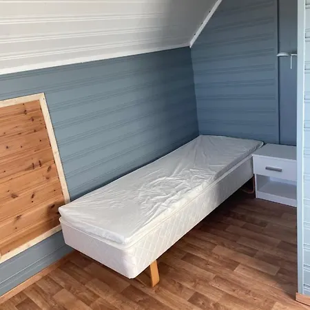 House In Stamsund Vakantiehuis *